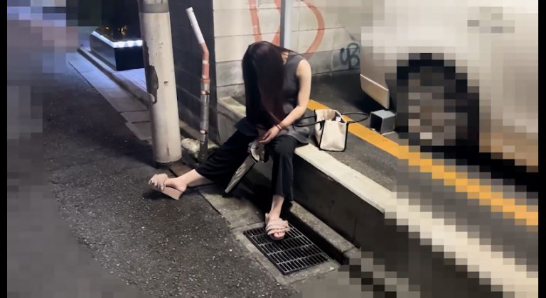 日本面包车捡尸17部个个极品