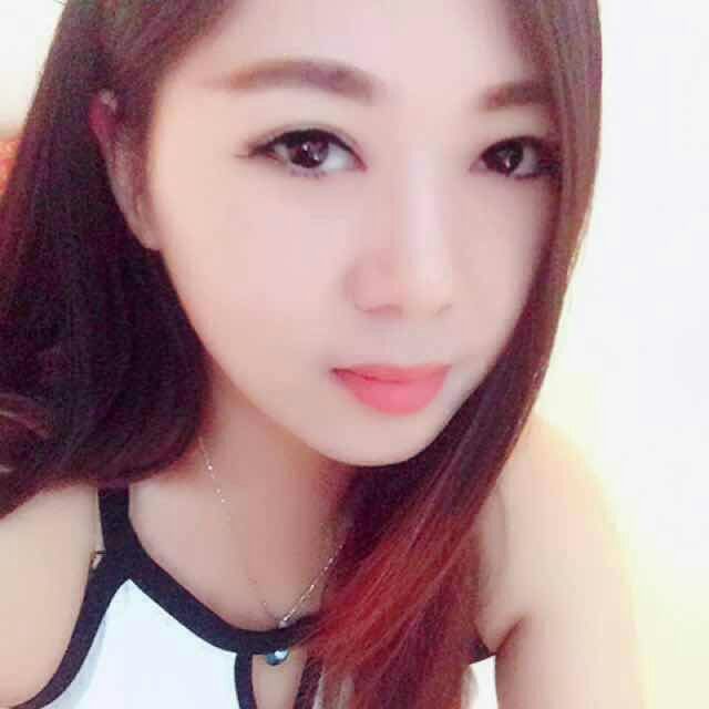 蓝白丝袜美女迷玩实录